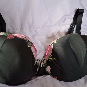 Cacique Black and Pink Lace Bra Full Coverage